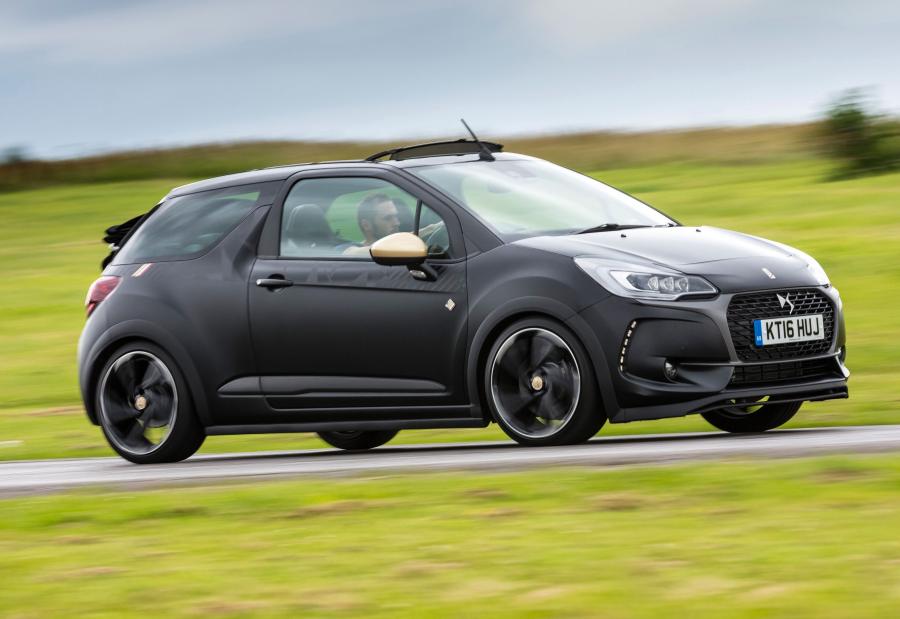  DS 3 Performance Cabrio 2016 года  (UK) (фото 8 из 20)